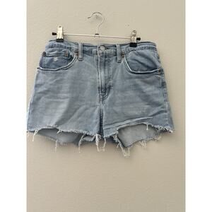 Levi's Women's Denim Vintage Shorts Size 30, Hi-Rise, Cut-Off, Light Wash